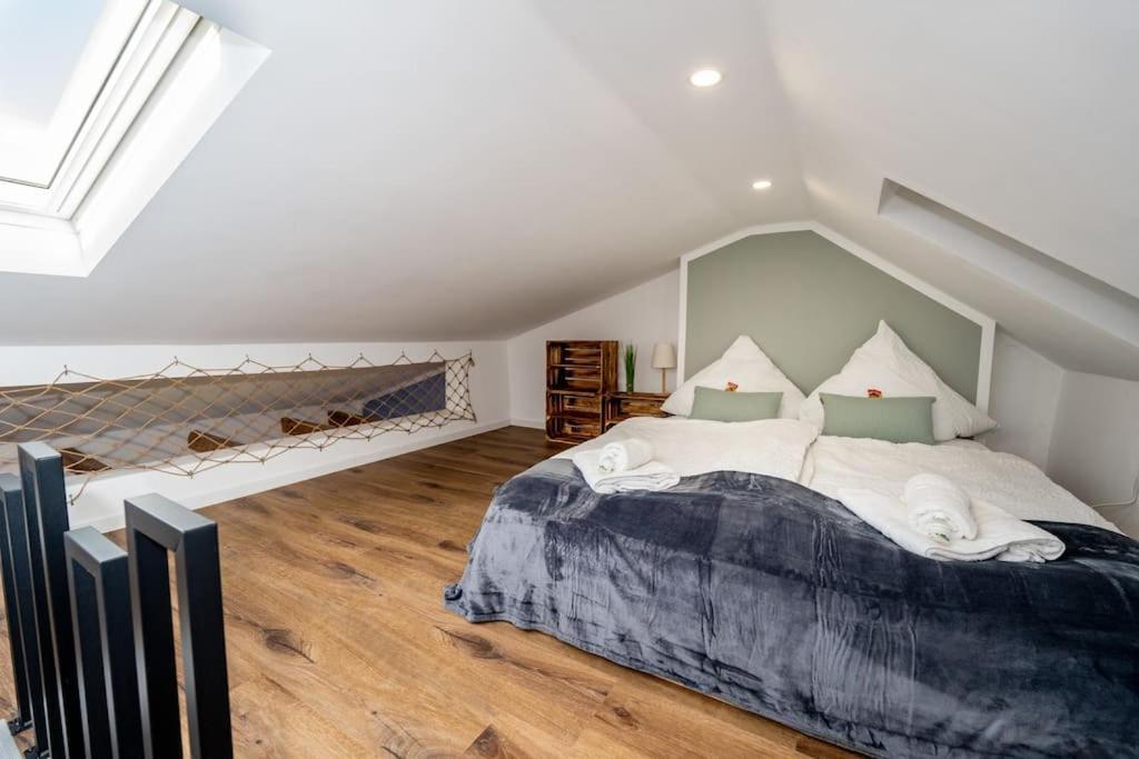 Moderne Maisonette Im Fluesseviertel Bremen